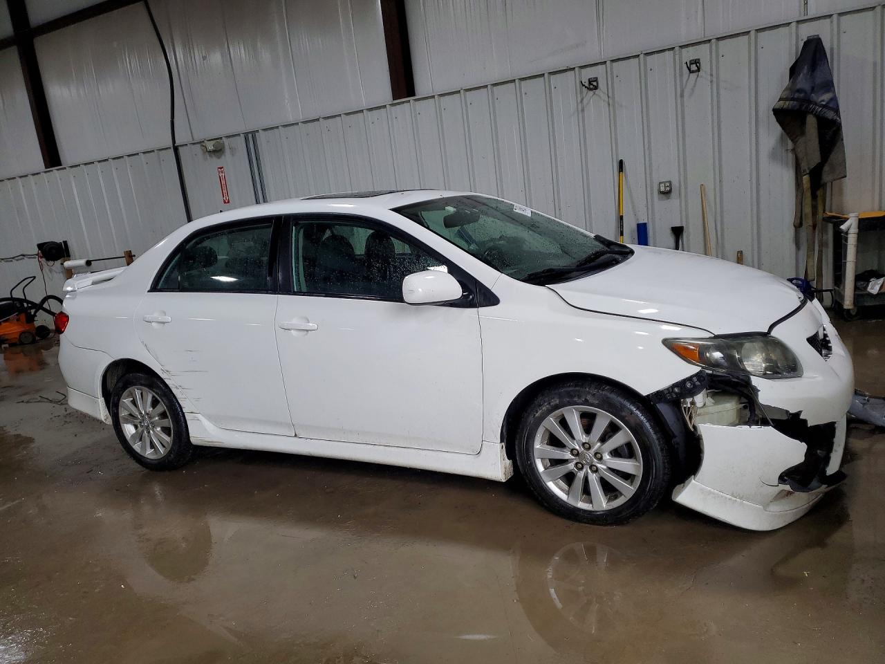 2010 TOYOTA COROLLA S photo 4