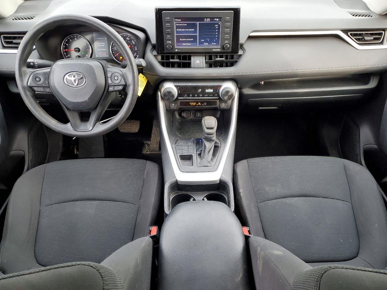 2021 TOYOTA RAV4 LE photo 8
