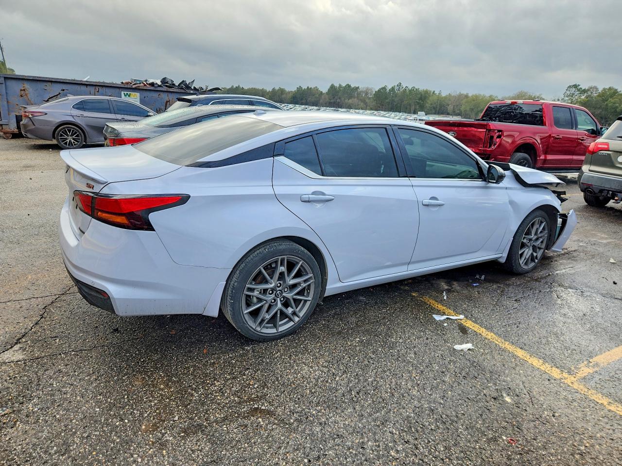 2024 NISSAN ALTIMA SR photo 3