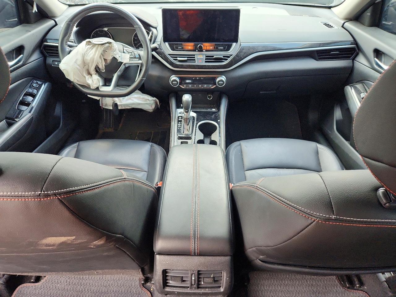 2024 NISSAN ALTIMA SR photo 8