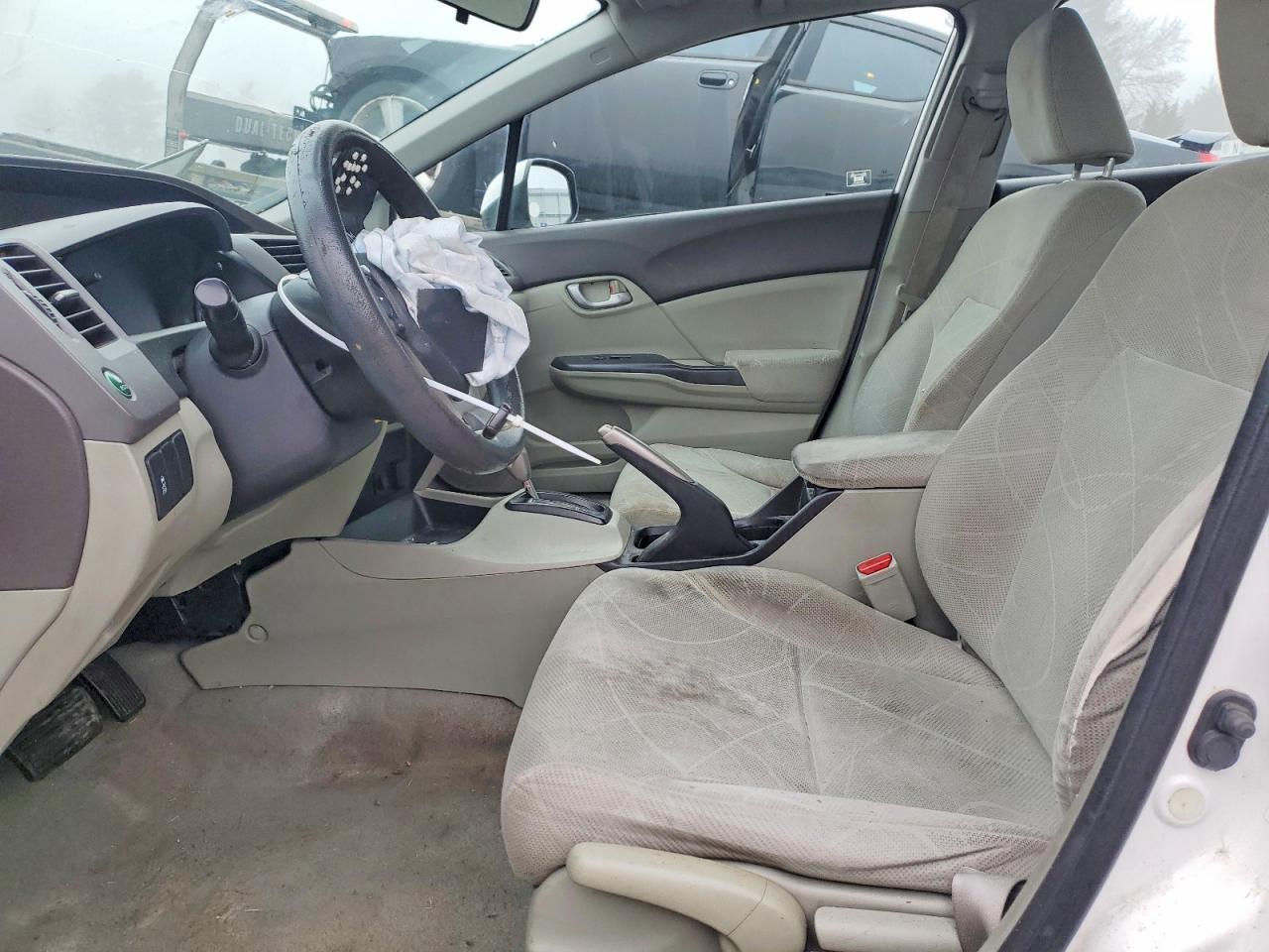 2012 HONDA CIVIC LX photo 13