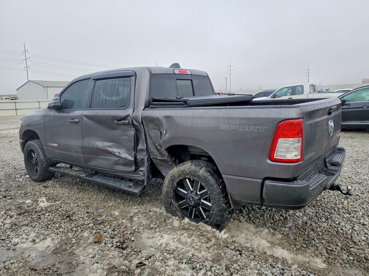 2023 RAM 1500 BIG HORN/LONE STAR photo 3
