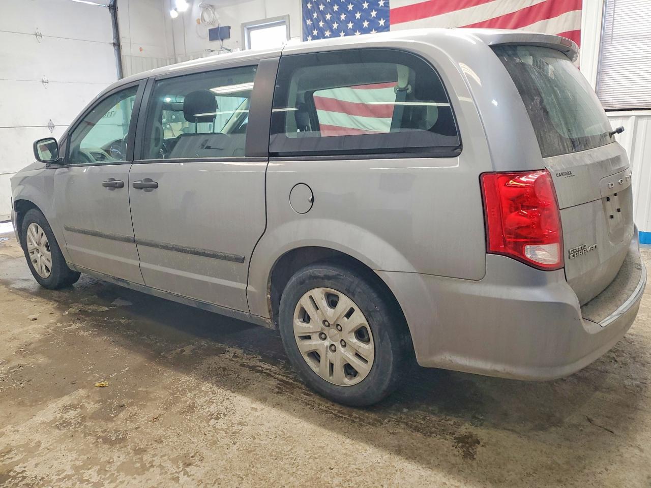 2015 DODGE GRAND CARAVAN SE photo 3