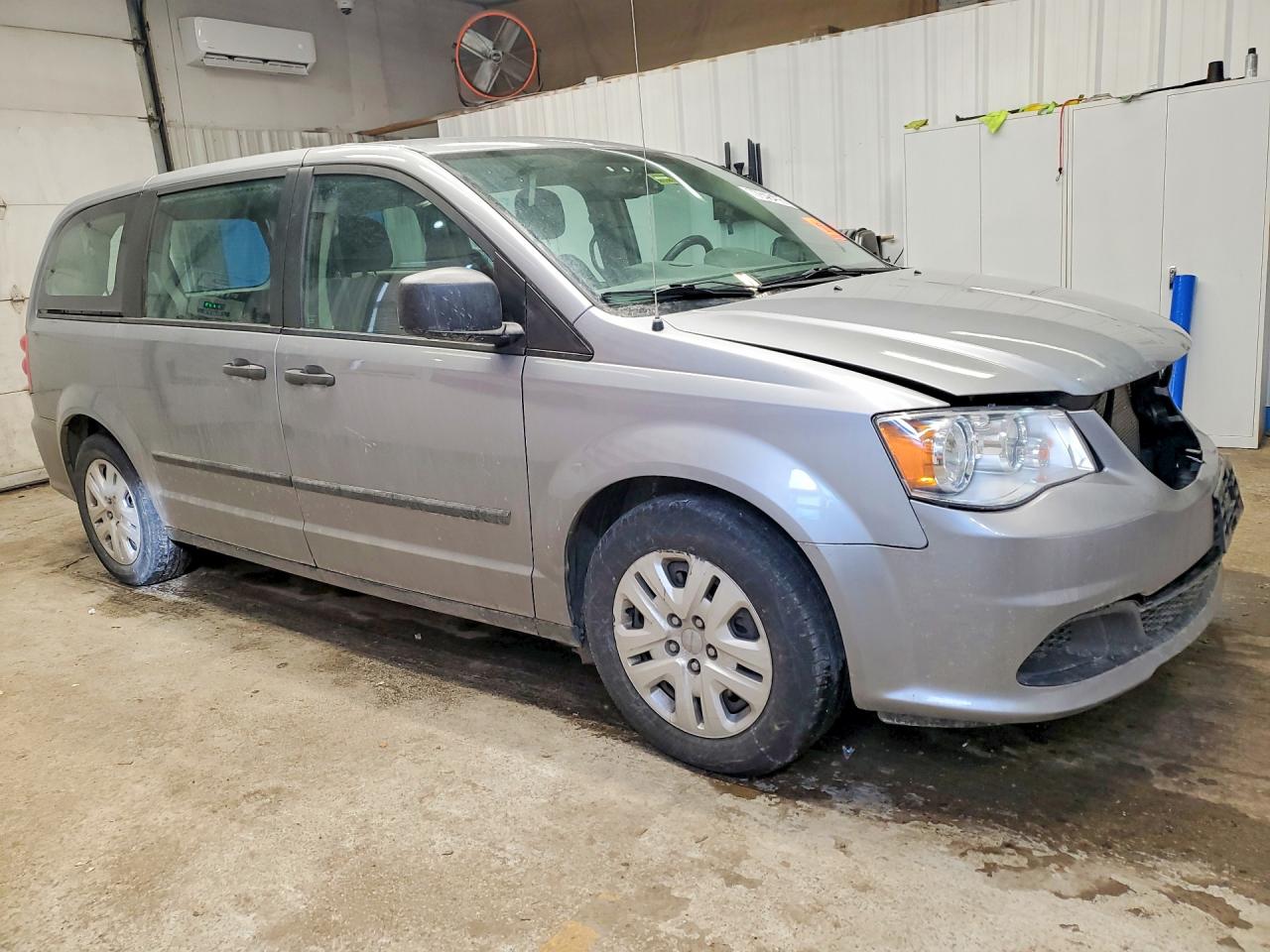 2015 DODGE GRAND CARAVAN SE photo 7