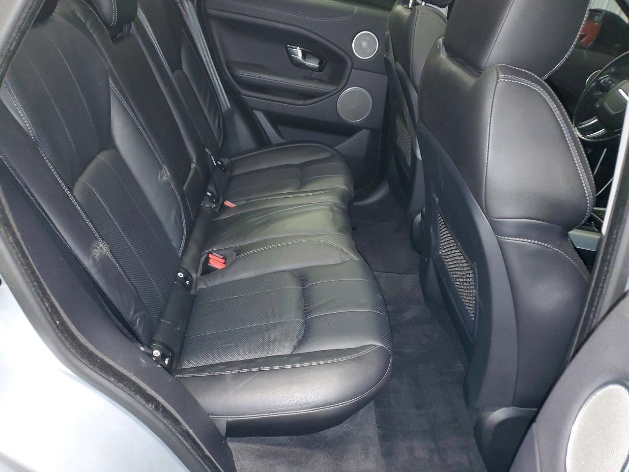2016 LAND ROVER RANGE ROVER EVOQUE SE photo 31