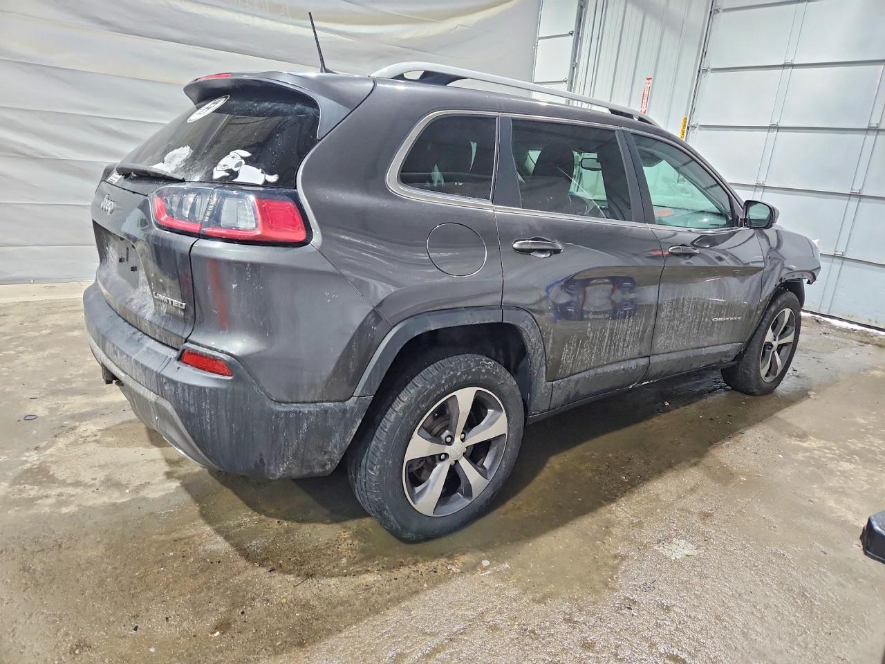 2019 JEEP CHEROKEE LIMITED photo 3