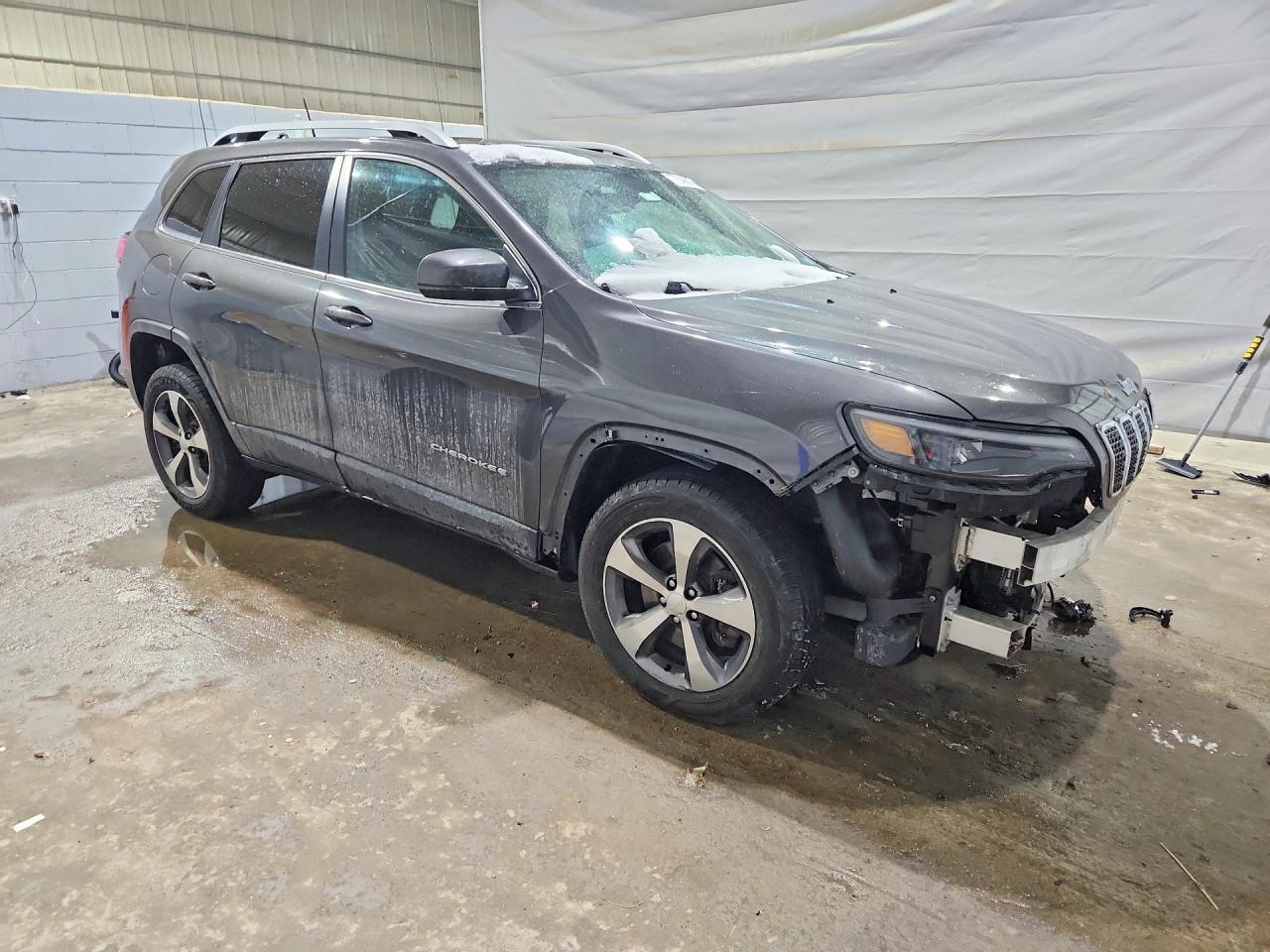2019 JEEP CHEROKEE LIMITED photo 4