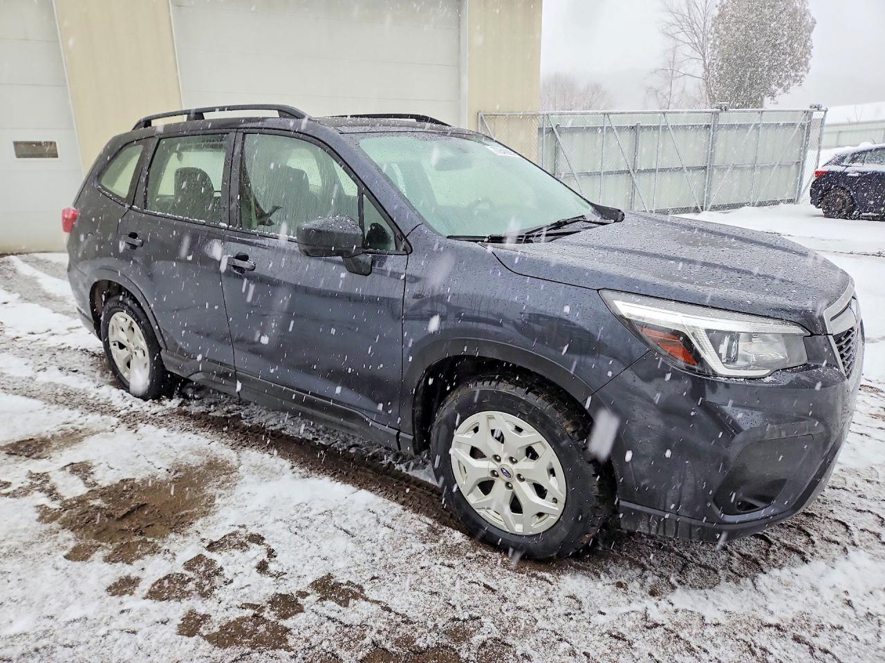 2019 SUBARU FORESTER photo 7