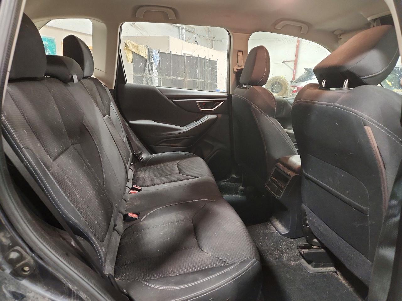 2019 SUBARU FORESTER photo 21