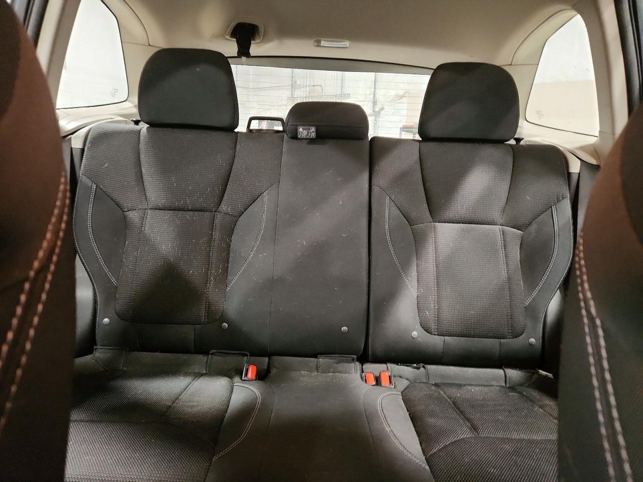2019 SUBARU FORESTER photo 19