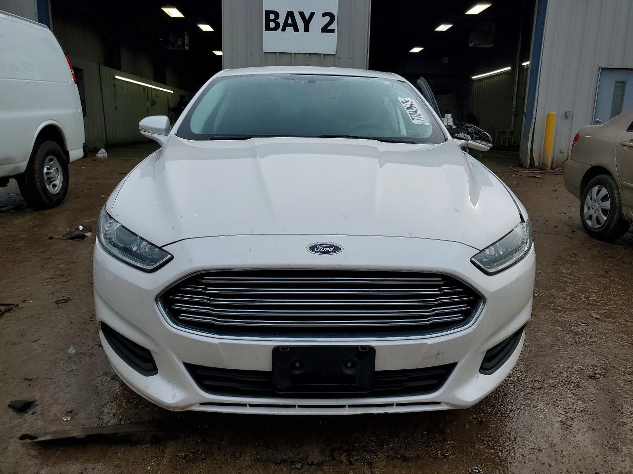 2016 FORD FUSION SE photo 5