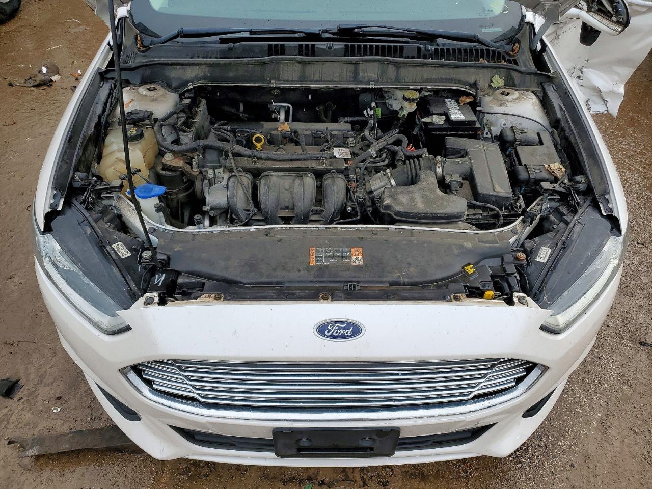 2016 FORD FUSION SE photo 11