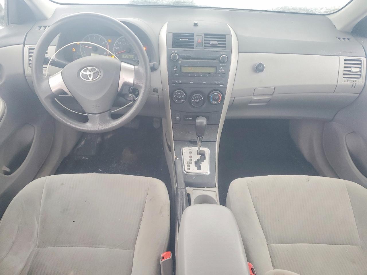 2010 TOYOTA COROLLA BASE photo 15