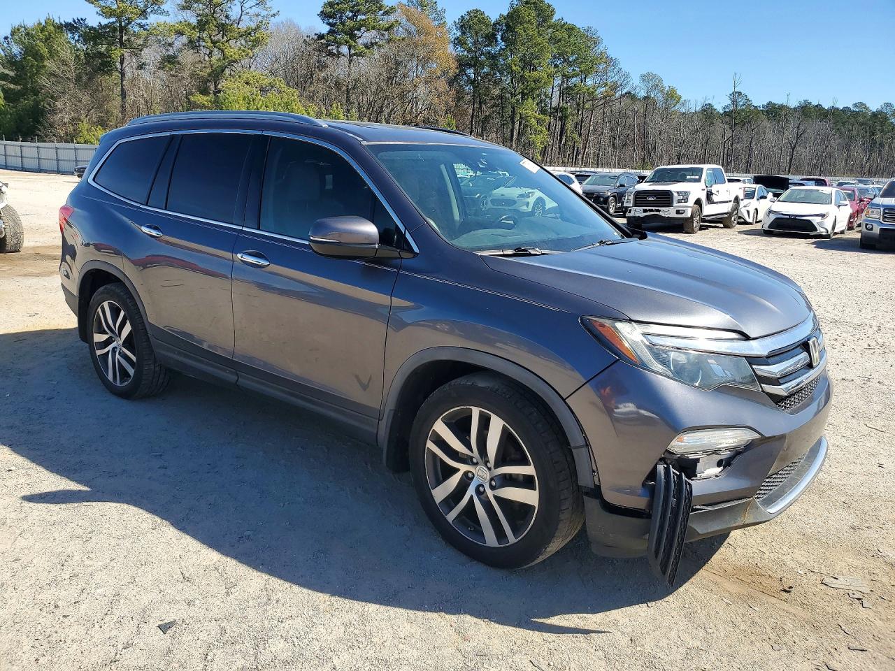 2016 HONDA PILOT ELITE photo 4