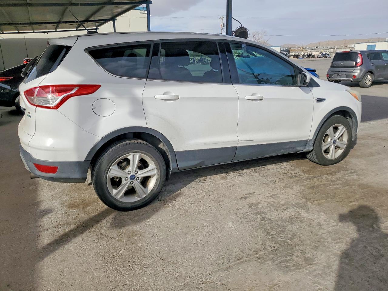 2013 FORD ESCAPE SE photo 5