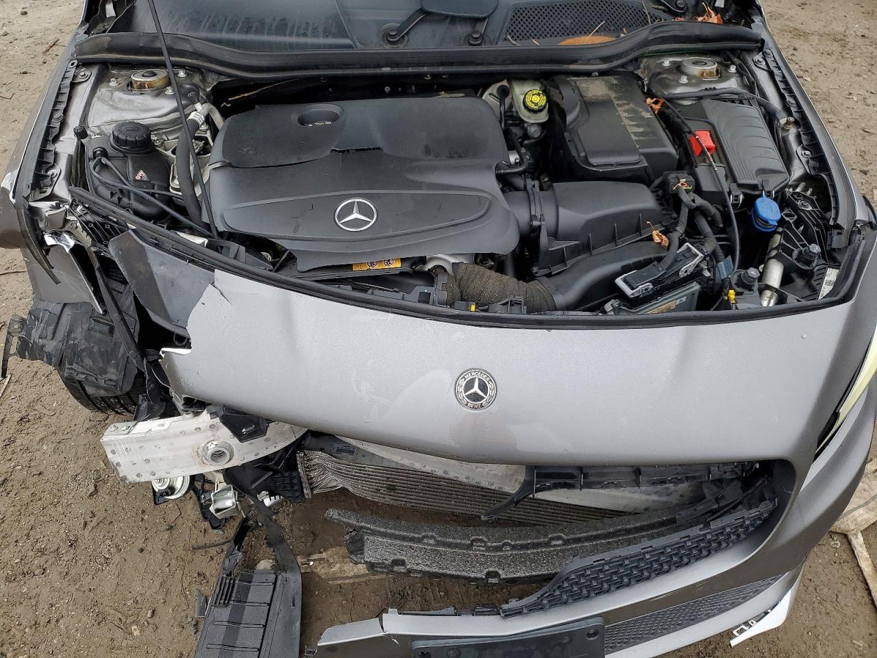 2018 MERCEDES-BENZ CLA 250 4MATIC photo 11