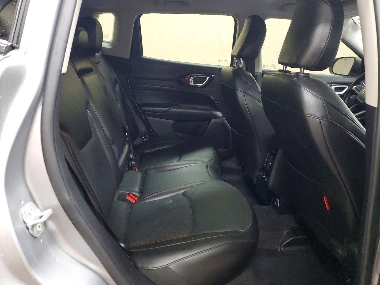 2022 JEEP COMPASS TRAILHAWK photo 11