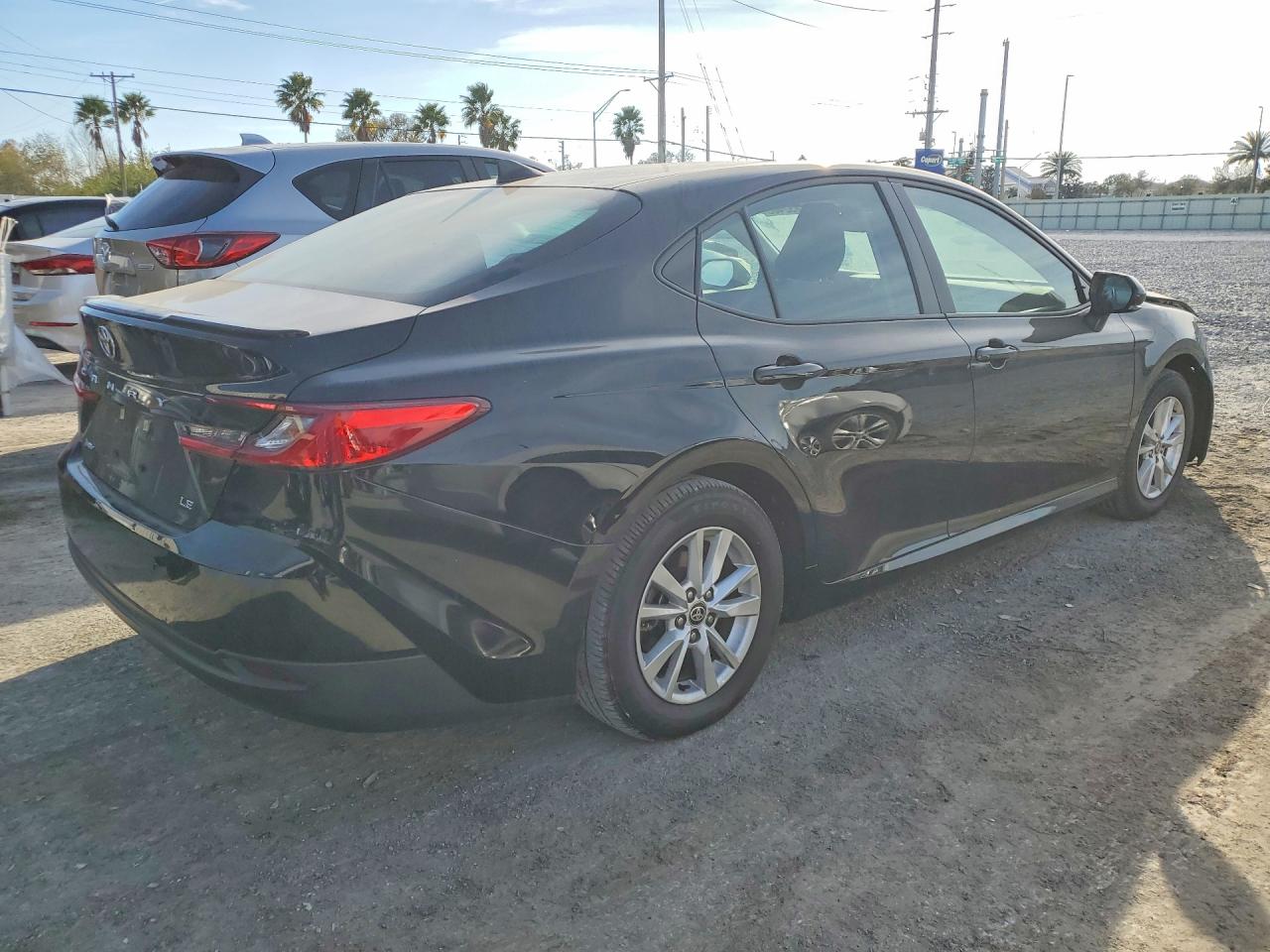 2025 TOYOTA CAMRY LE photo 5