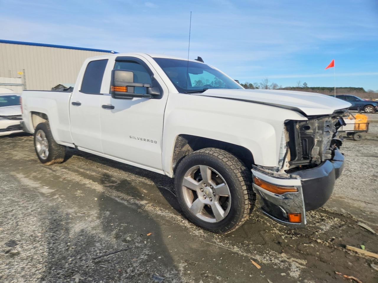 2017 CHEVROLET SILVERADO K1500 photo 4