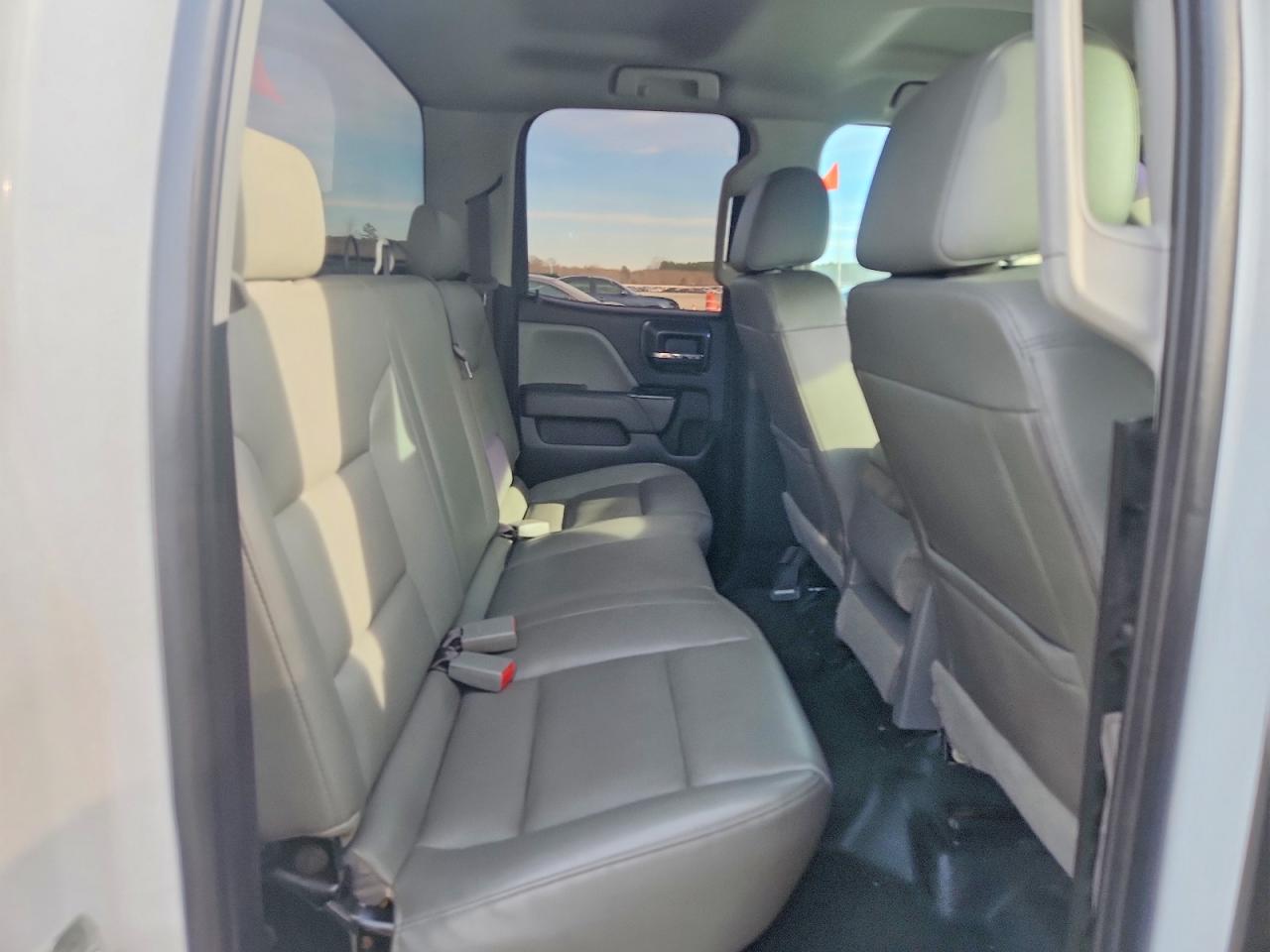 2017 CHEVROLET SILVERADO K1500 photo 10
