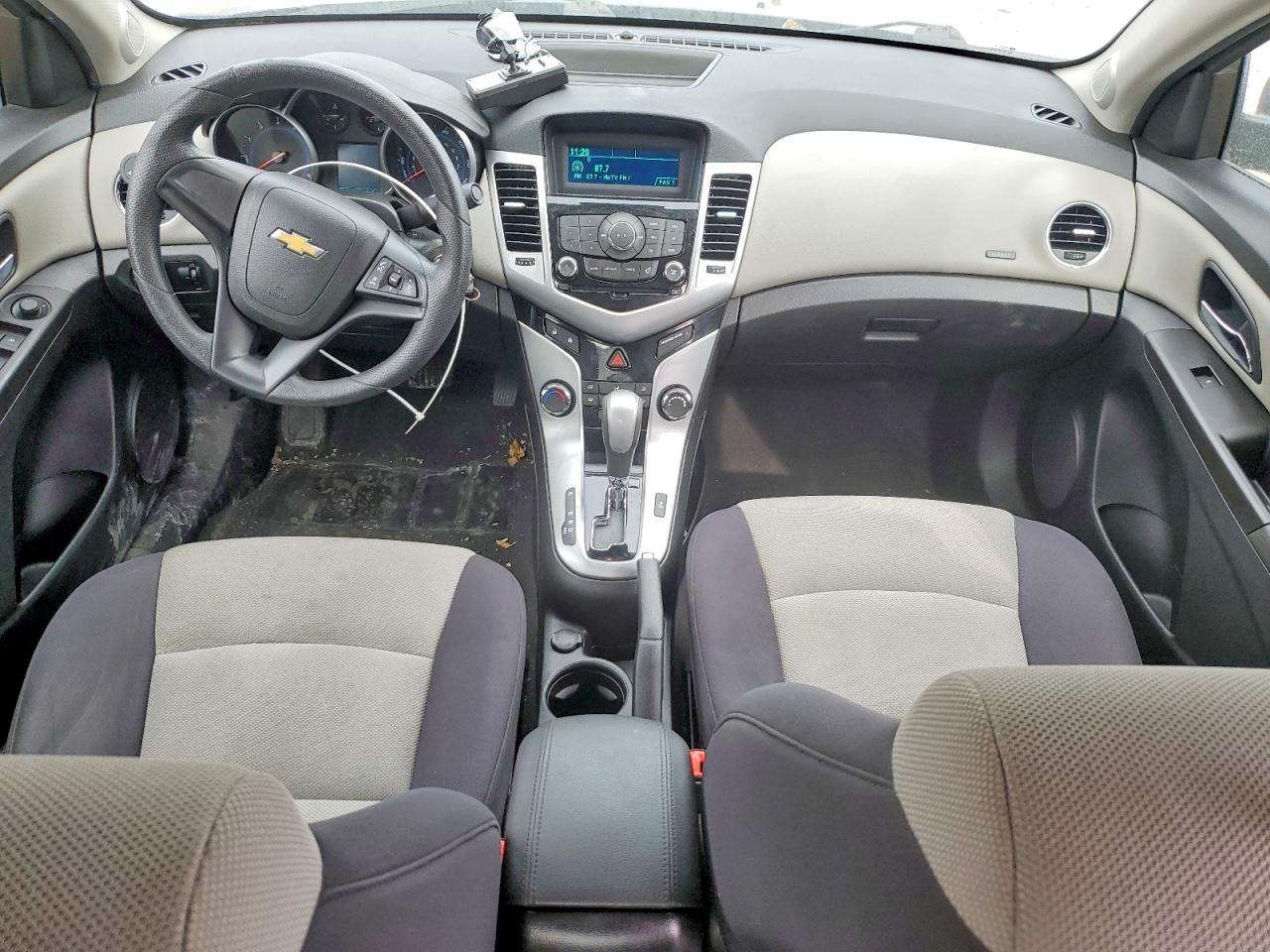 2013 CHEVROLET CRUZE LS photo 15