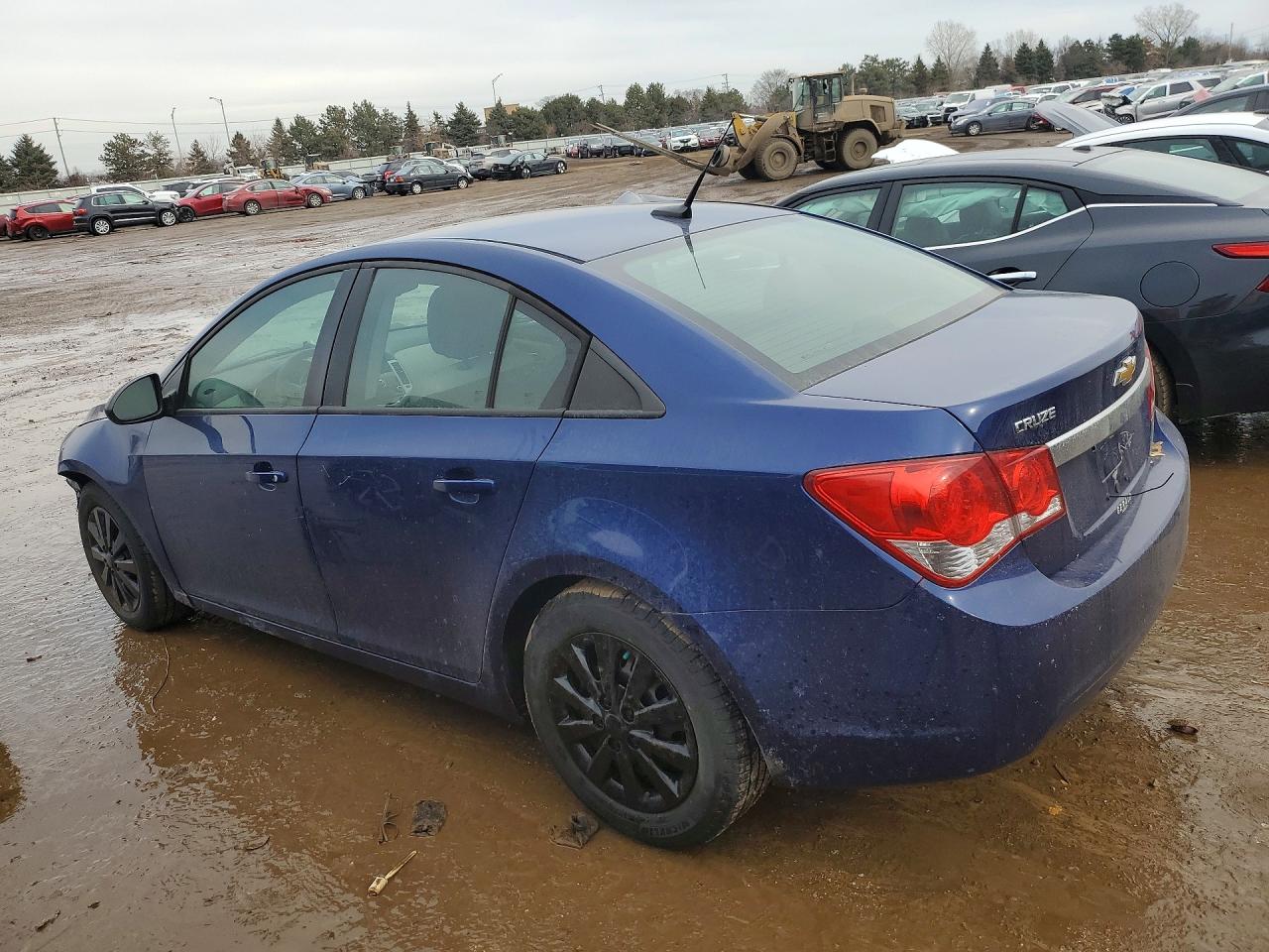 2013 CHEVROLET CRUZE LS photo 3