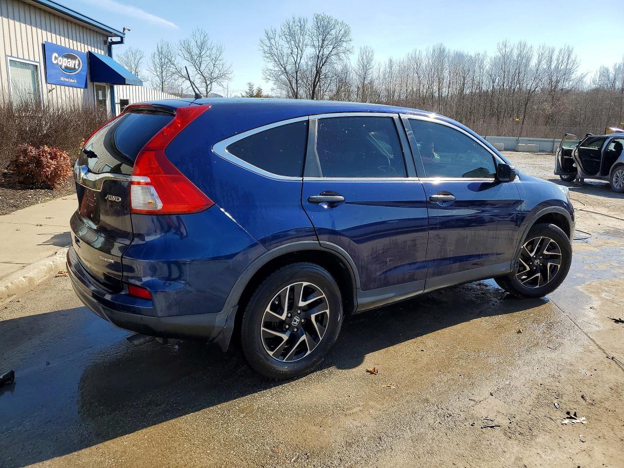 2016 HONDA CR-V SE photo 3