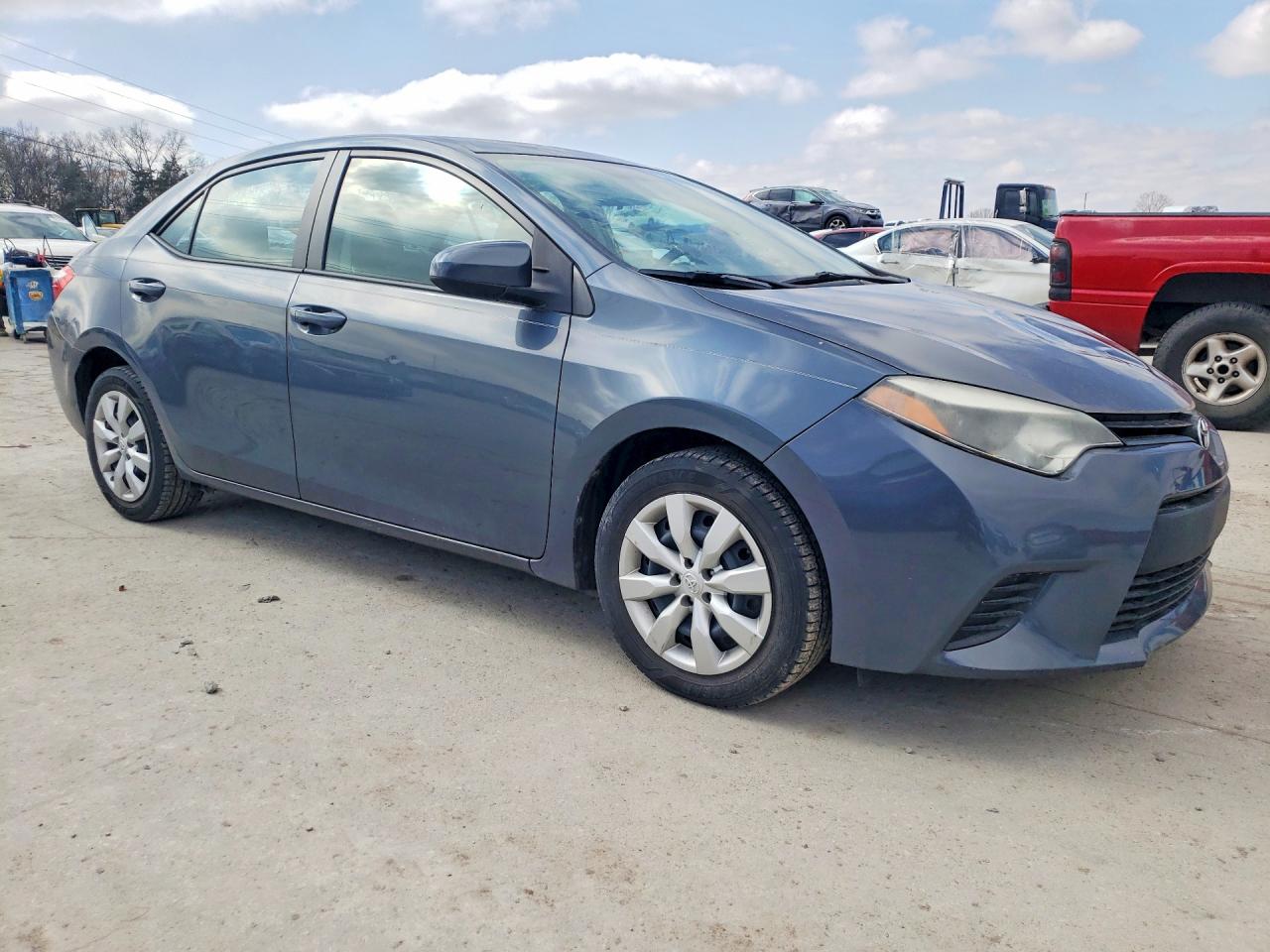 2014 TOYOTA COROLLA L photo 7