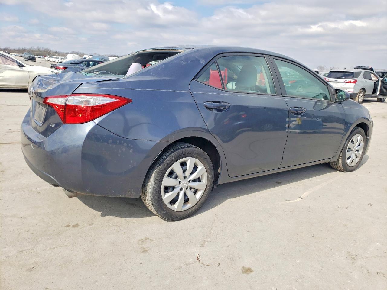 2014 TOYOTA COROLLA L photo 5