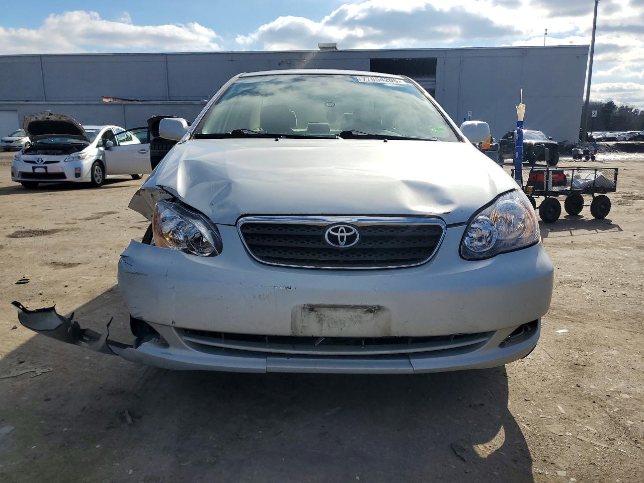 2006 TOYOTA COROLLA LE photo 9