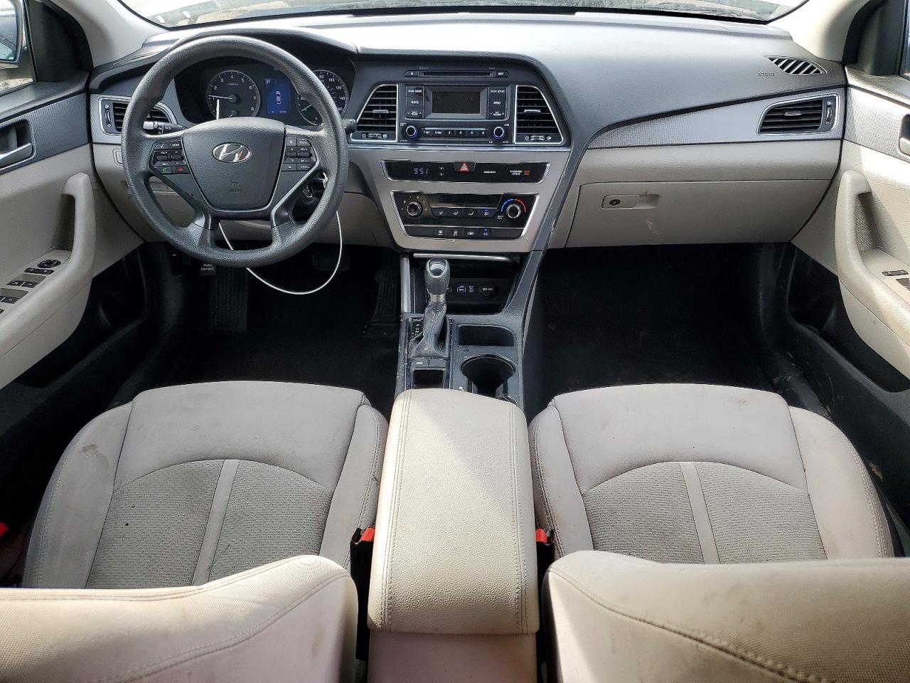 2017 HYUNDAI SONATA BASE photo 8