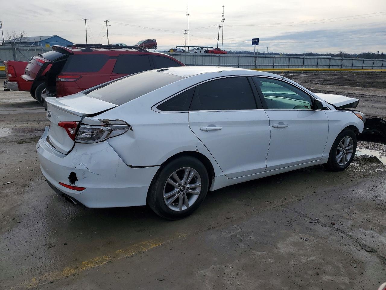 2017 HYUNDAI SONATA BASE photo 3