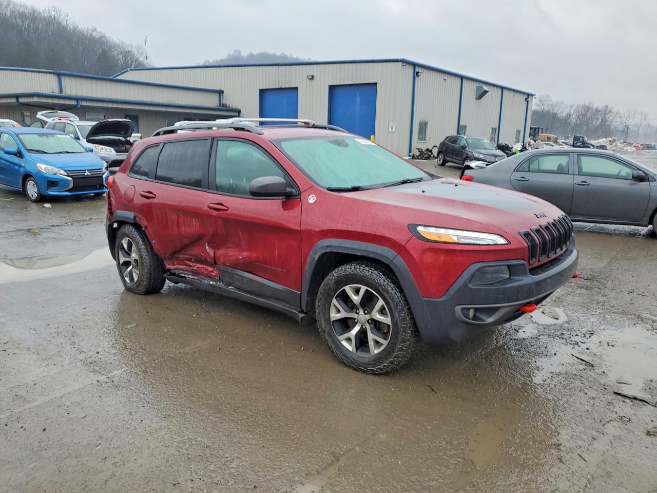 2017 JEEP CHEROKEE TRAILHAWK photo 4