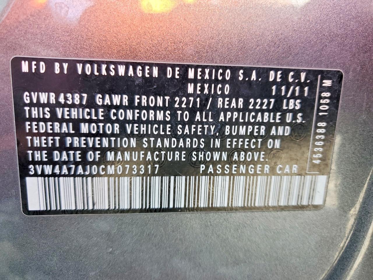 2012 VOLKSWAGEN JETTA GLI photo 12