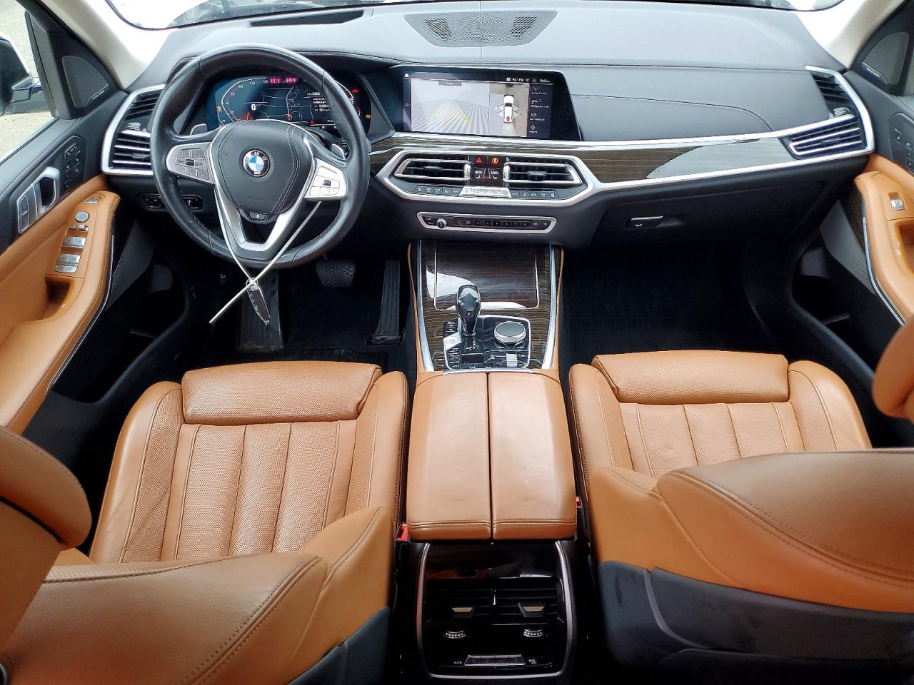 2021 BMW X7 photo 8