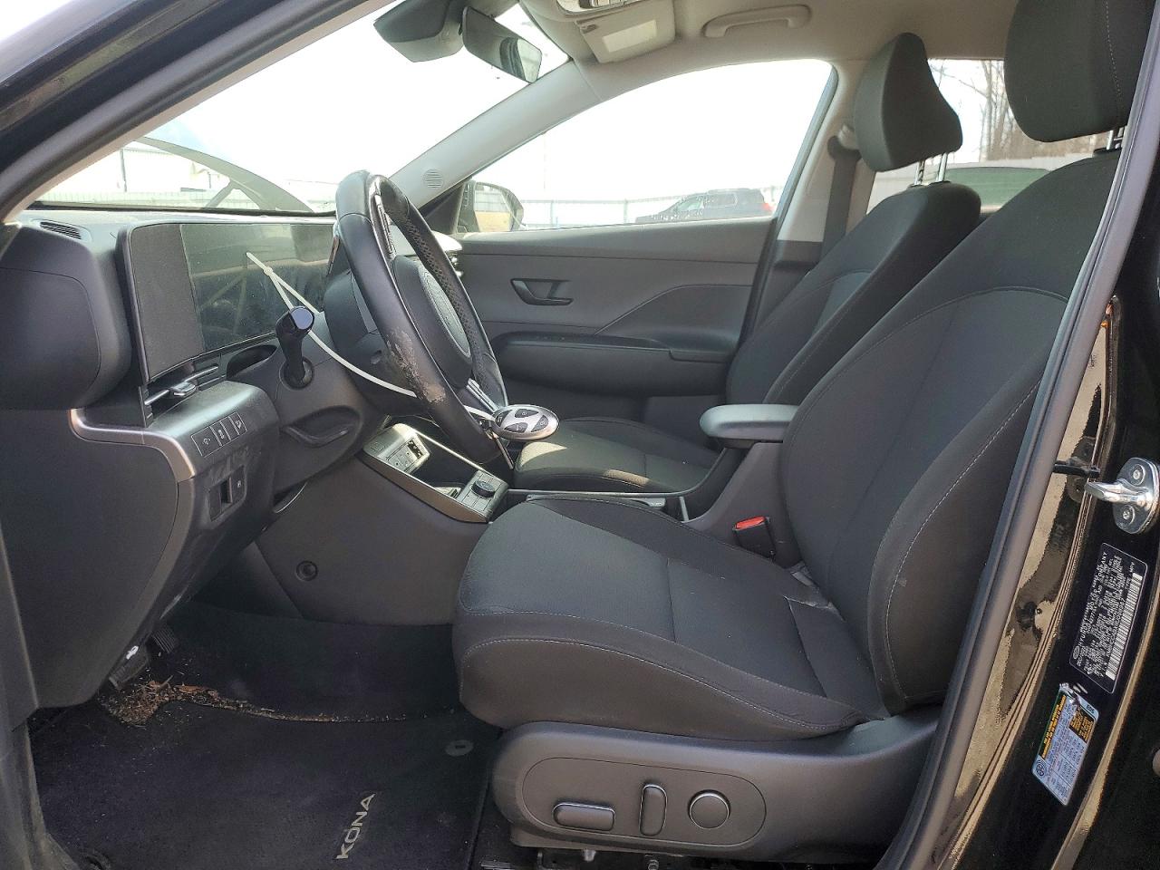 2024 HYUNDAI KONA SEL photo 19