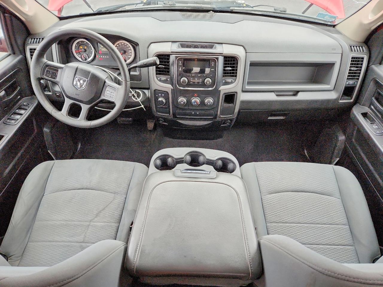 2013 RAM 1500 ST photo 8