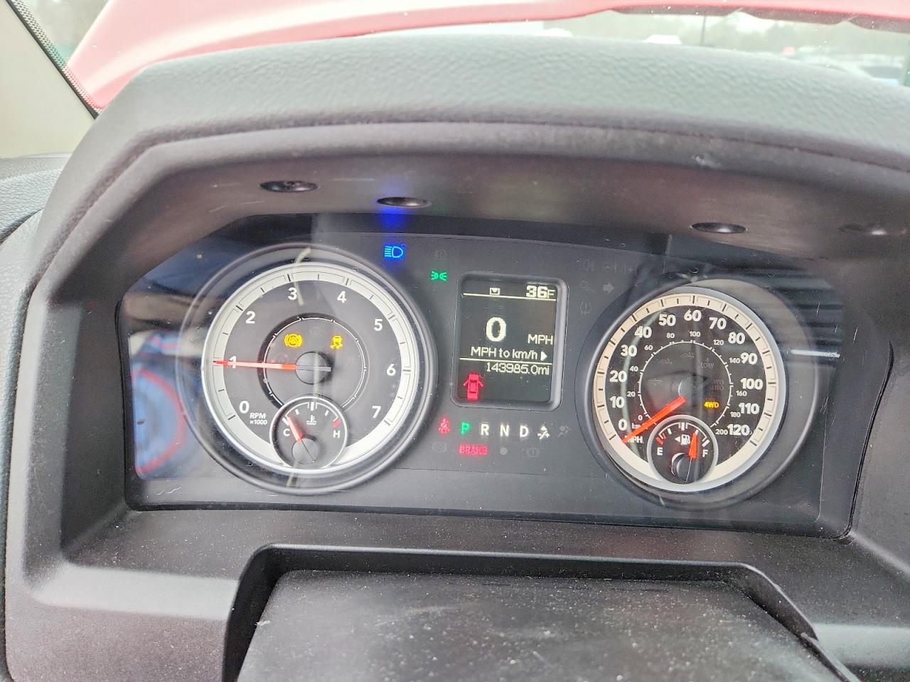 2013 RAM 1500 ST photo 9