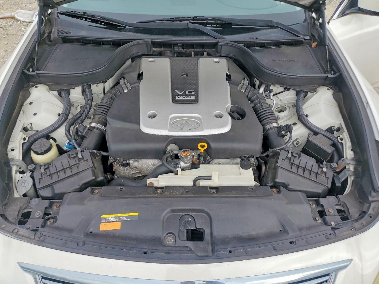 2012 INFINITI G37 BASE photo 11