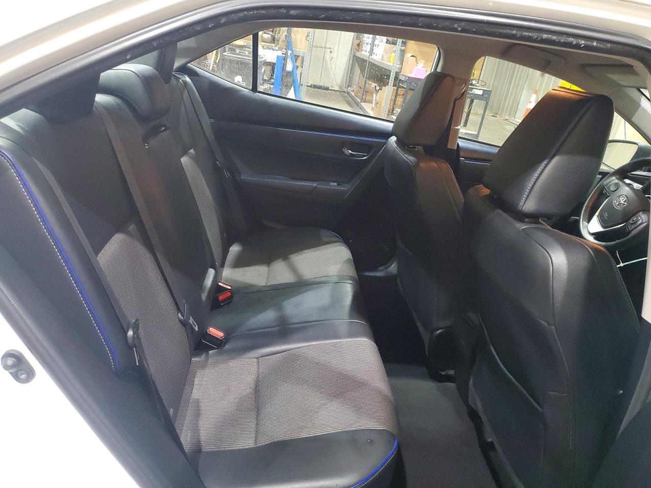 2017 TOYOTA COROLLA SE photo 10