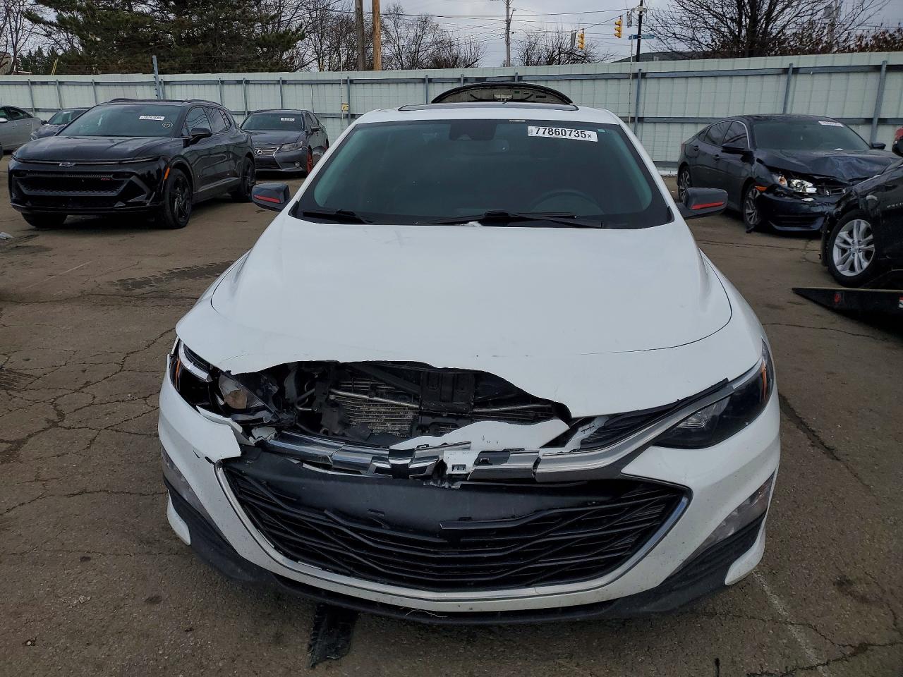 2022 CHEVROLET MALIBU LT photo 5