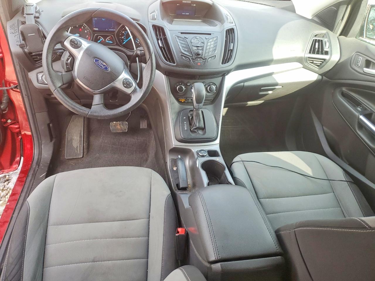 2015 FORD ESCAPE SE photo 8