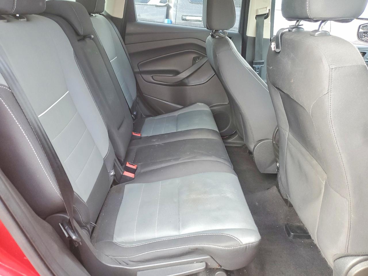 2015 FORD ESCAPE SE photo 11