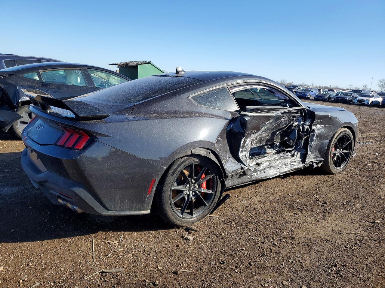 2024 FORD MUSTANG GT photo 5