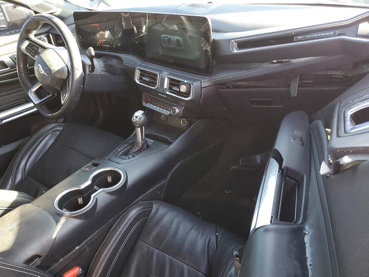 2024 FORD MUSTANG GT photo 15