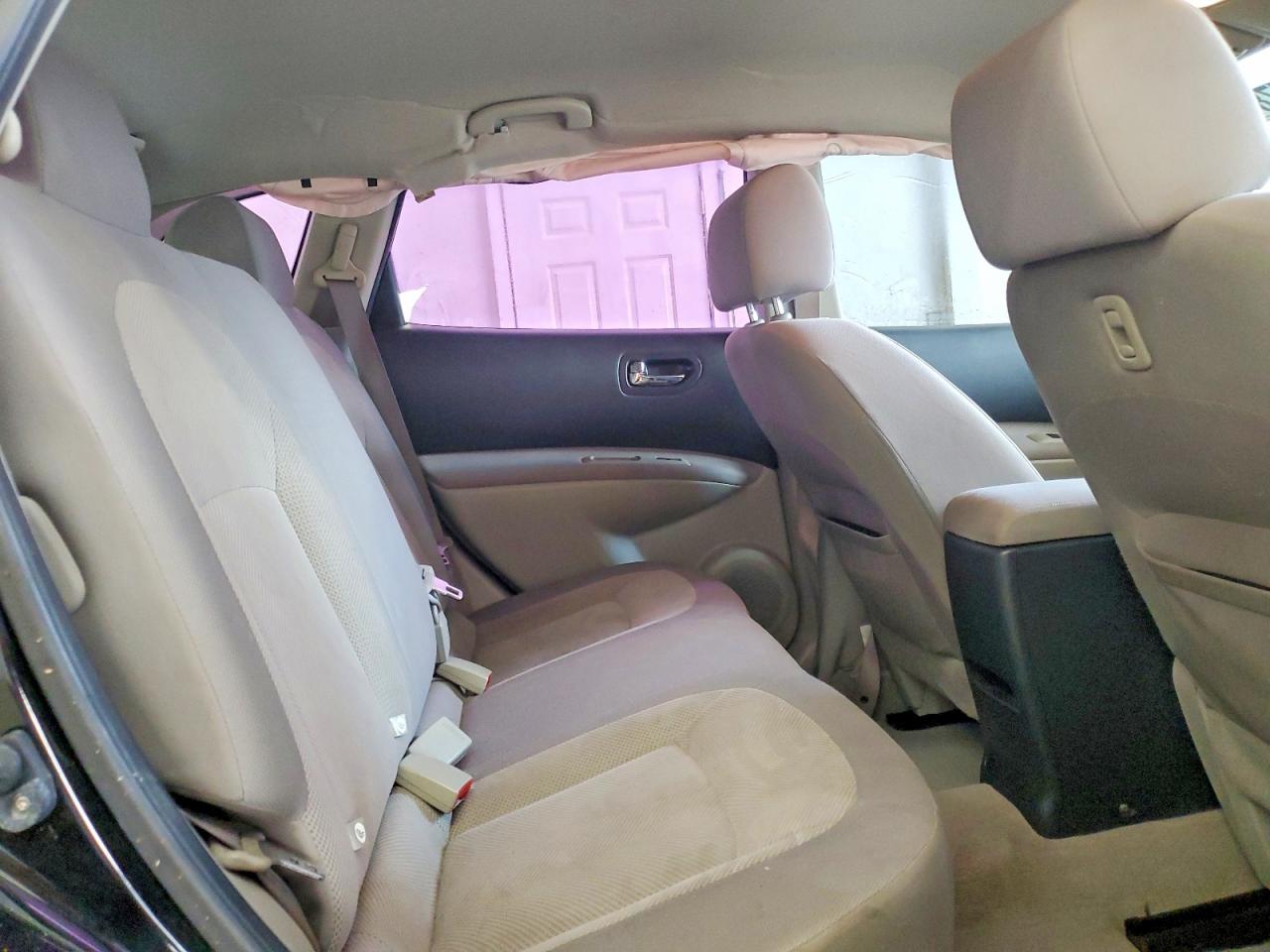2011 NISSAN ROGUE S photo 31