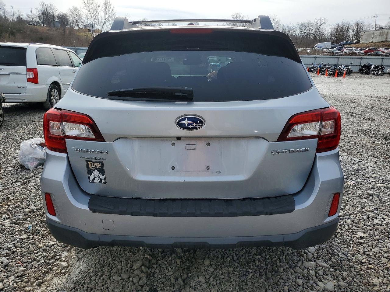 2015 SUBARU OUTBACK 2.5I PREMIUM photo 11