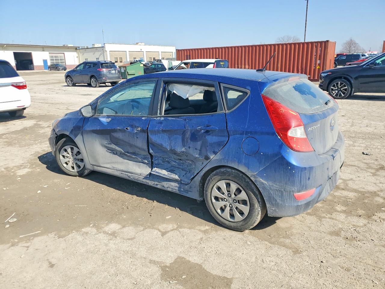 2016 HYUNDAI ACCENT SE photo 2