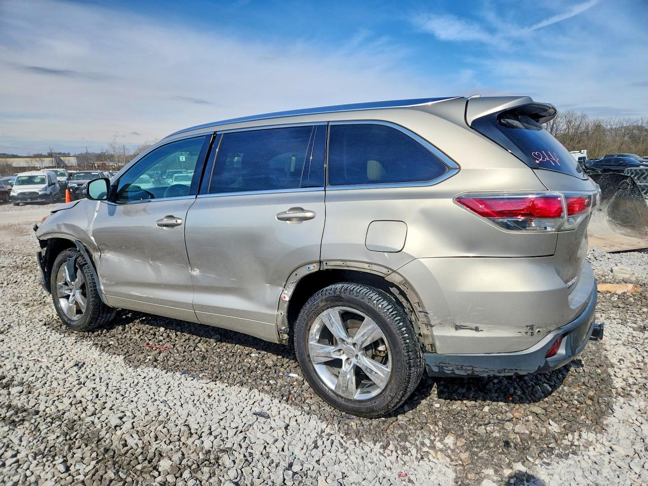 2016 TOYOTA HIGHLANDER LIMITED photo 2