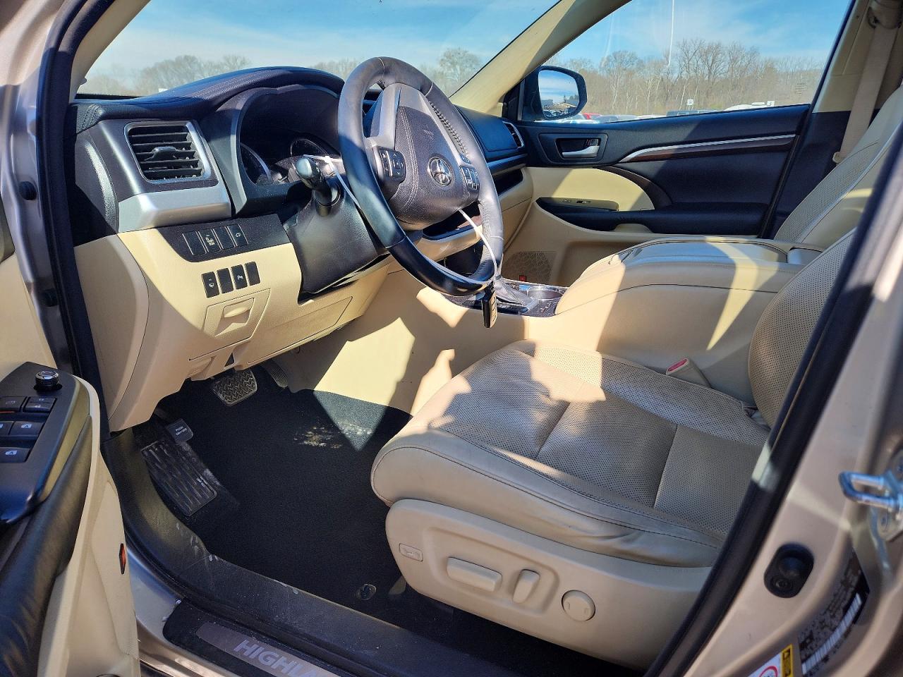 2016 TOYOTA HIGHLANDER LIMITED photo 7
